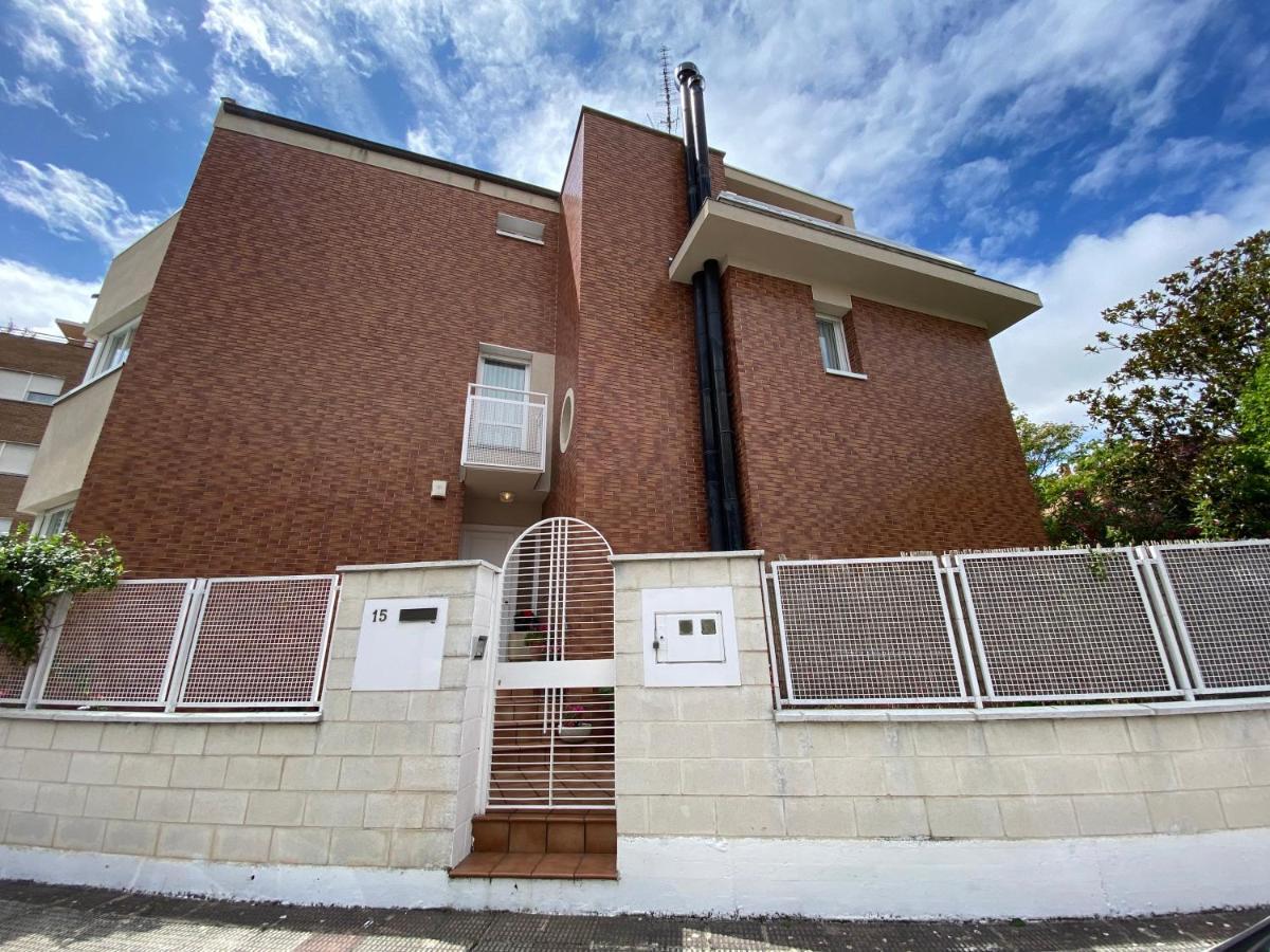 Casa Chalet Jardin Particular Ideal Grupos Y Familias Baranain Екстериор снимка