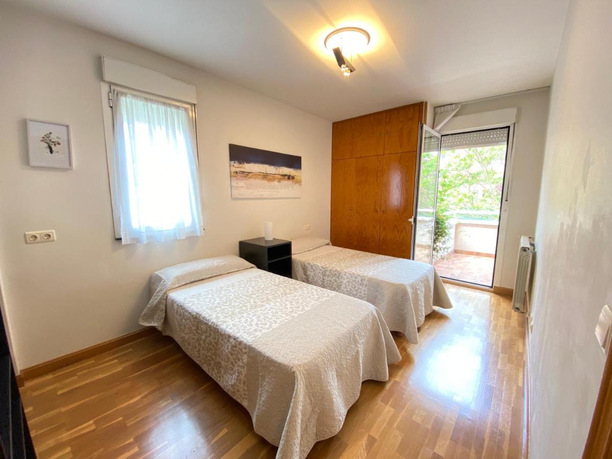 Casa Chalet Jardin Particular Ideal Grupos Y Familias Baranain Екстериор снимка