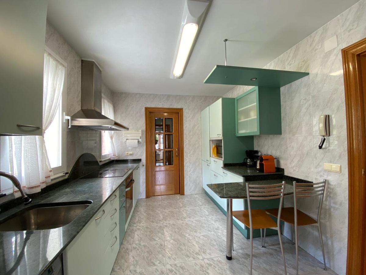Casa Chalet Jardin Particular Ideal Grupos Y Familias Baranain Екстериор снимка